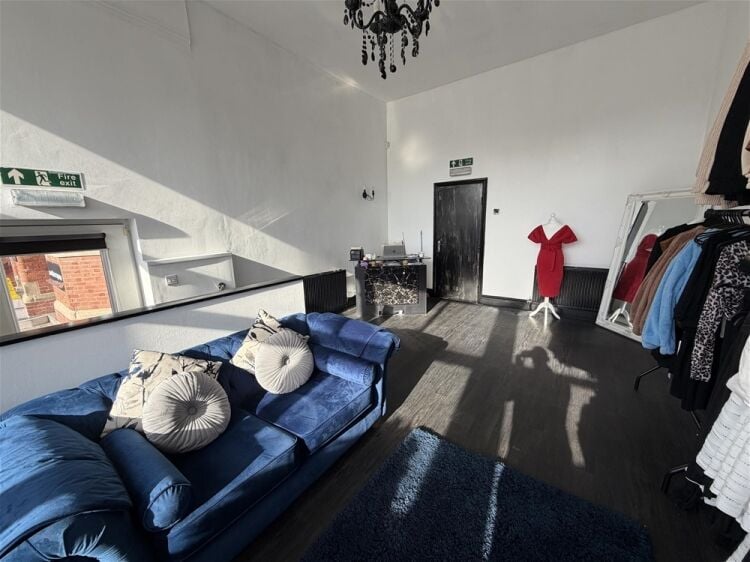 Investment Property For Sale in Pontefract Photo 2