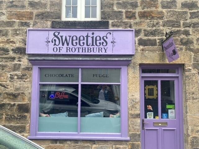 Traditional Sweet Shop serving hot and cold drinks in thriving market town location