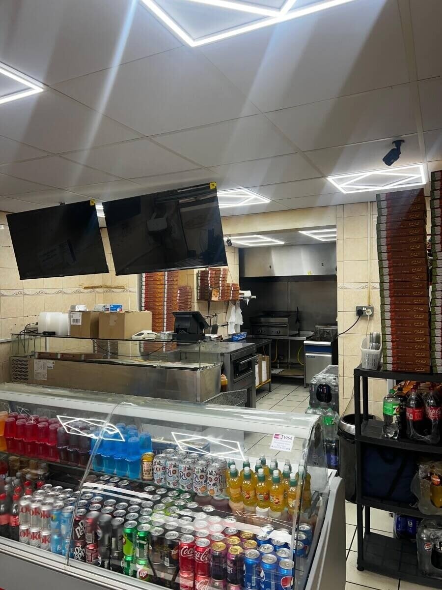 Pizza, kebab and burger take away for sale in Sheffield Photo 2
