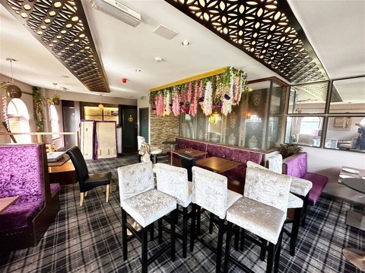 Restaurant/Hot Food Takeaway in Leigh