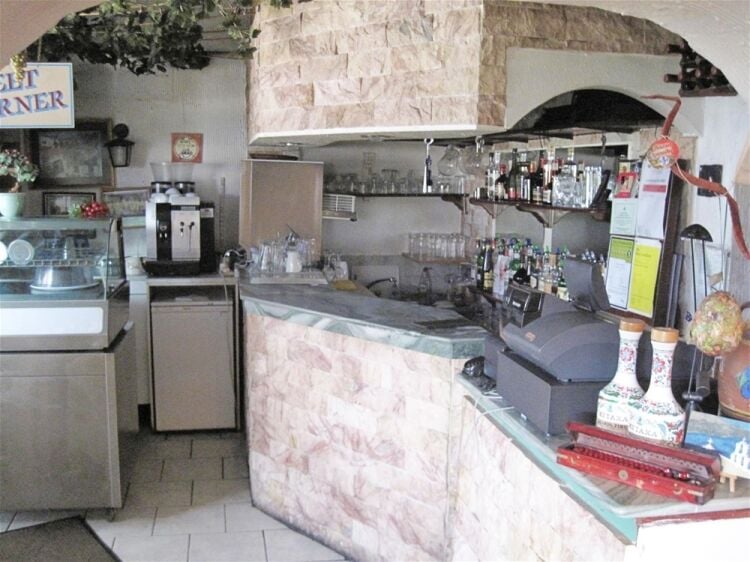 Restaurant & Property in Horwich Photo 2