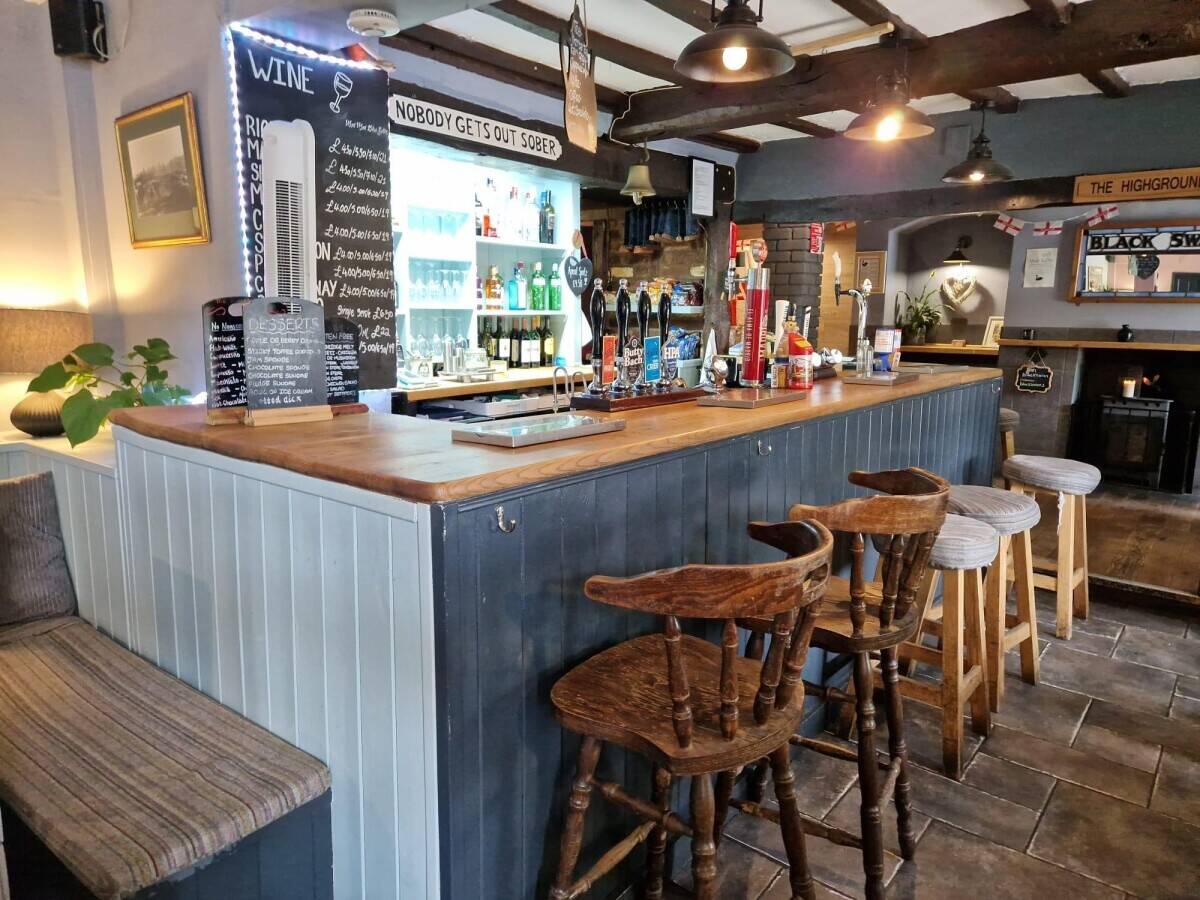 IRONBRIDGE - HIGH TRADING RIVERSIDE PUBLIC HOUSE