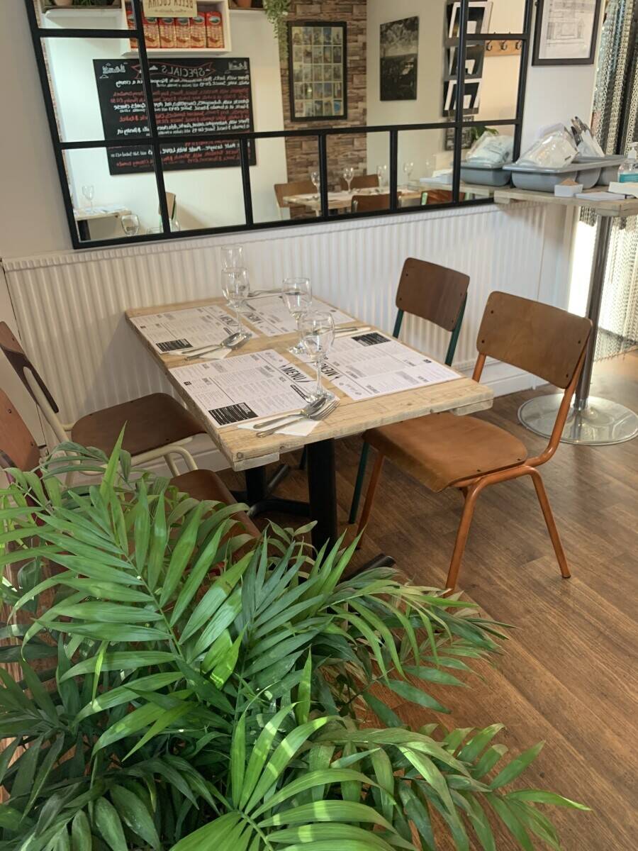 Cafe for sale Established over 20 years quick sale due to health issues