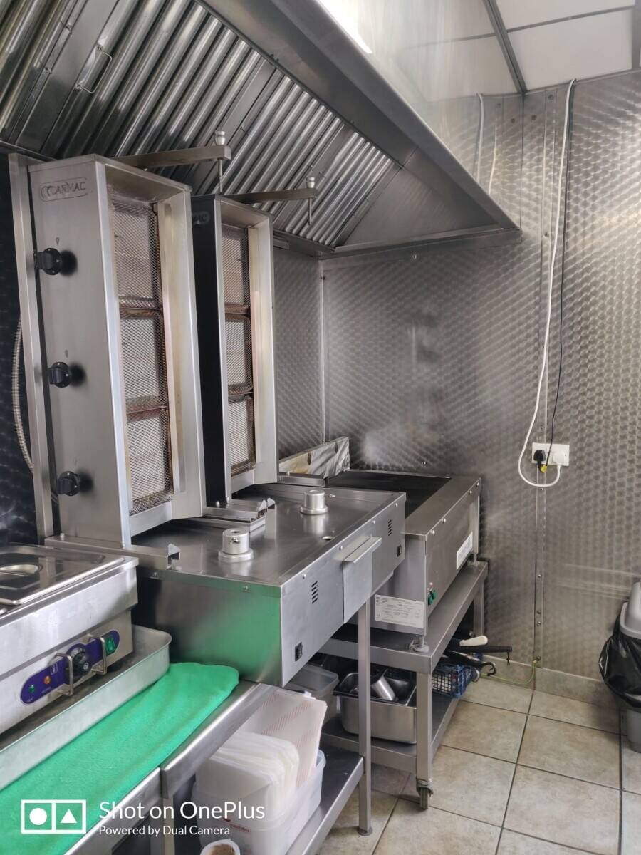 Established Takeaway with Exceptional Reputation in Cheshire for sale Photo 2