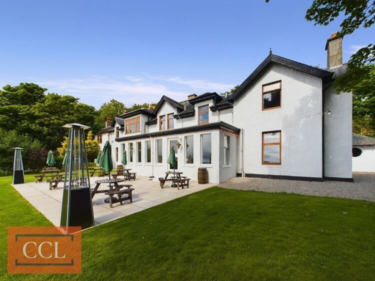 Charming 10-bedroom establishment in Helmsdale Photo 2