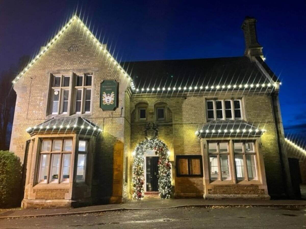 Fast-Growing Christmas Decorating Business in Lincolnshire