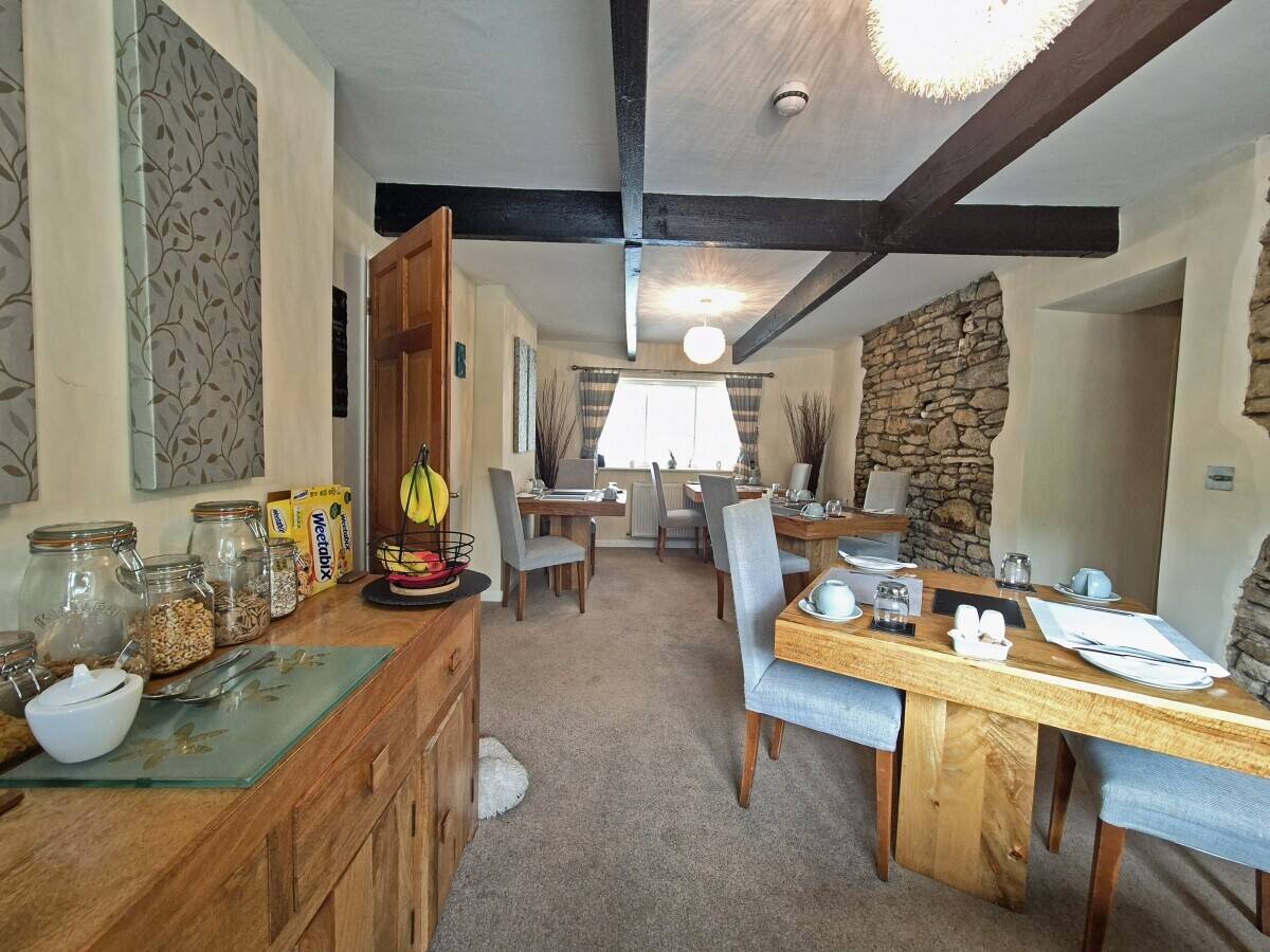 CUMBRIA - LUXURY 8 BEDROOM GUEST HOUSE LOCATED IN THE WESTERN LAKES