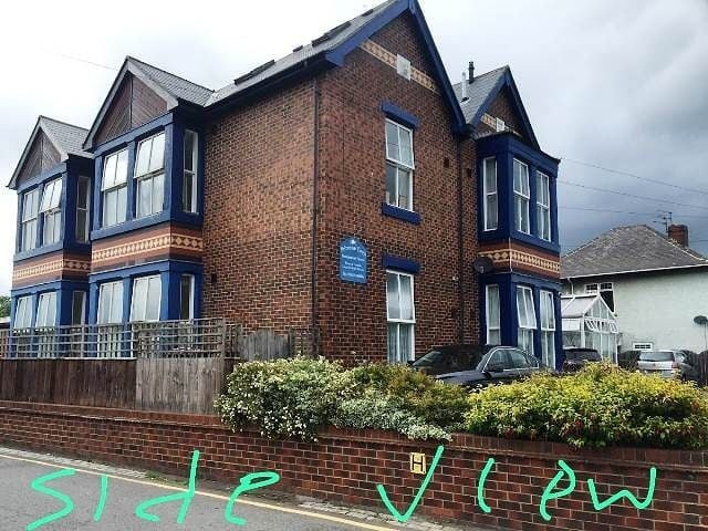 Substantial Freehold Care Home closed for Sale Photo 2