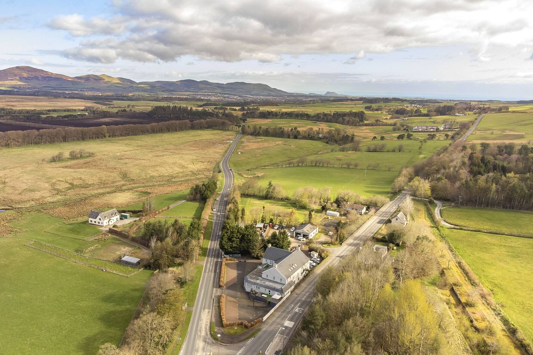 An outstanding luxury self-catering business with sumptuous owners/managers accommodation (ref 1691) Photo 2