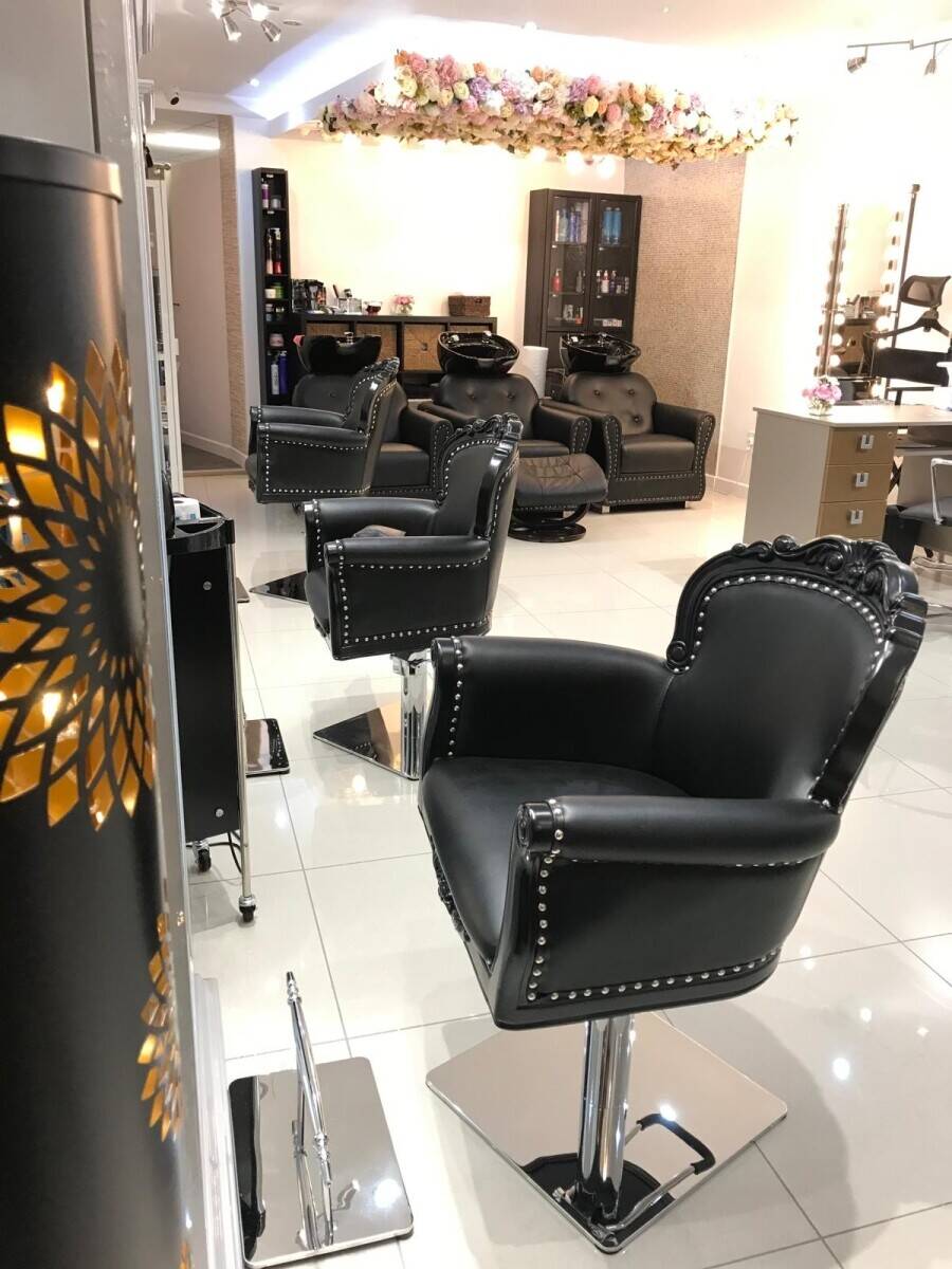 Hairdressers salon for sale Photo 3