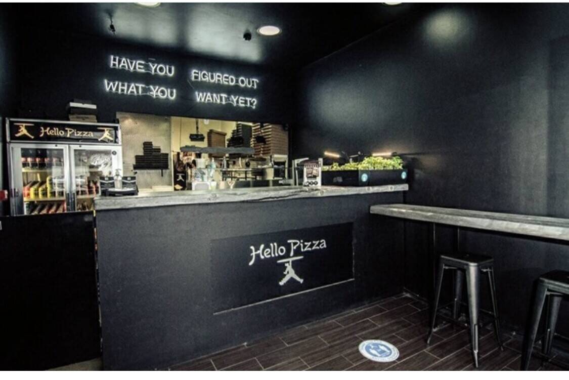 Pizza takeaway delivery shop Photo 2