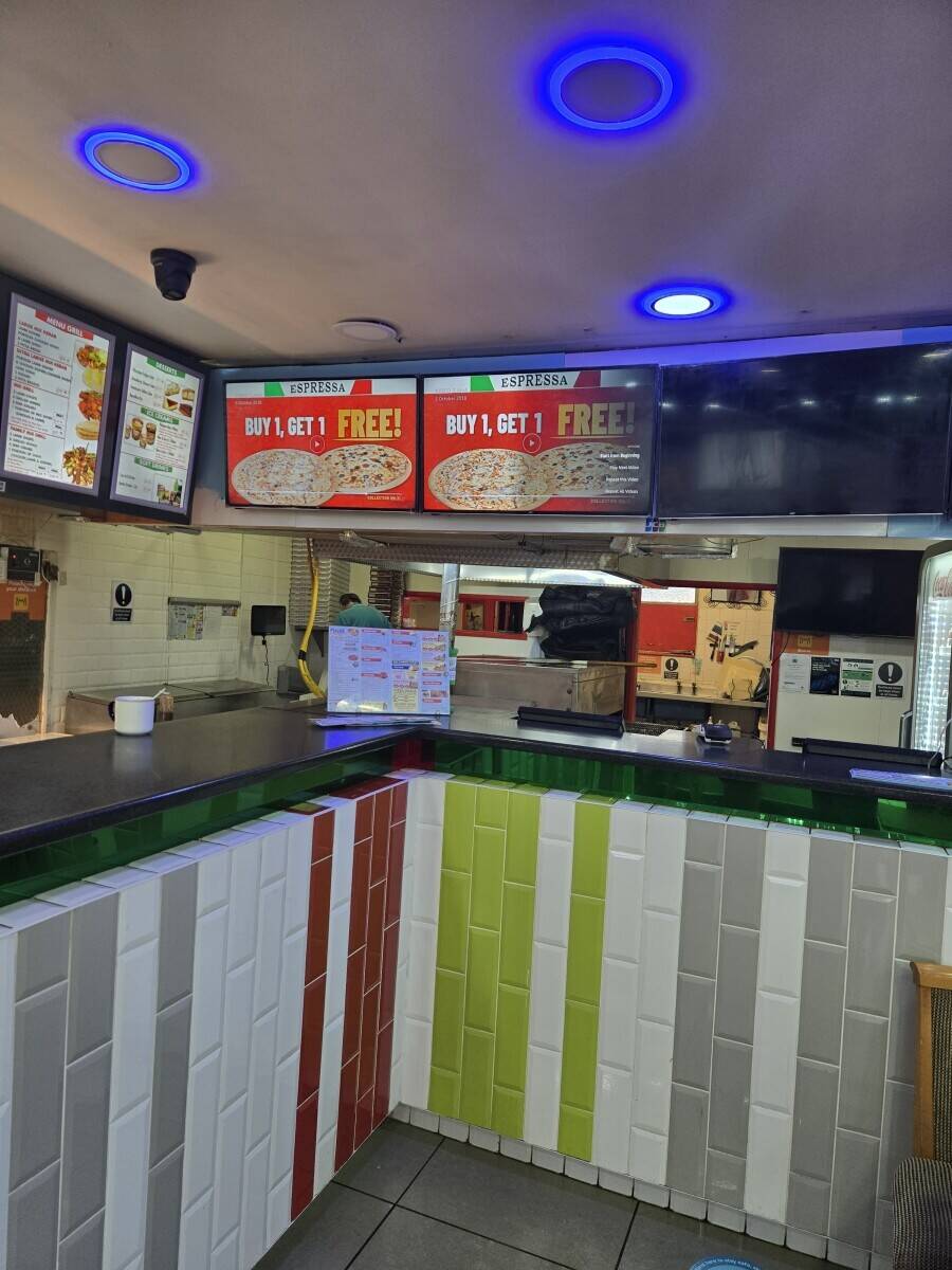 Pizza & kebab takeaway for sale Photo 3