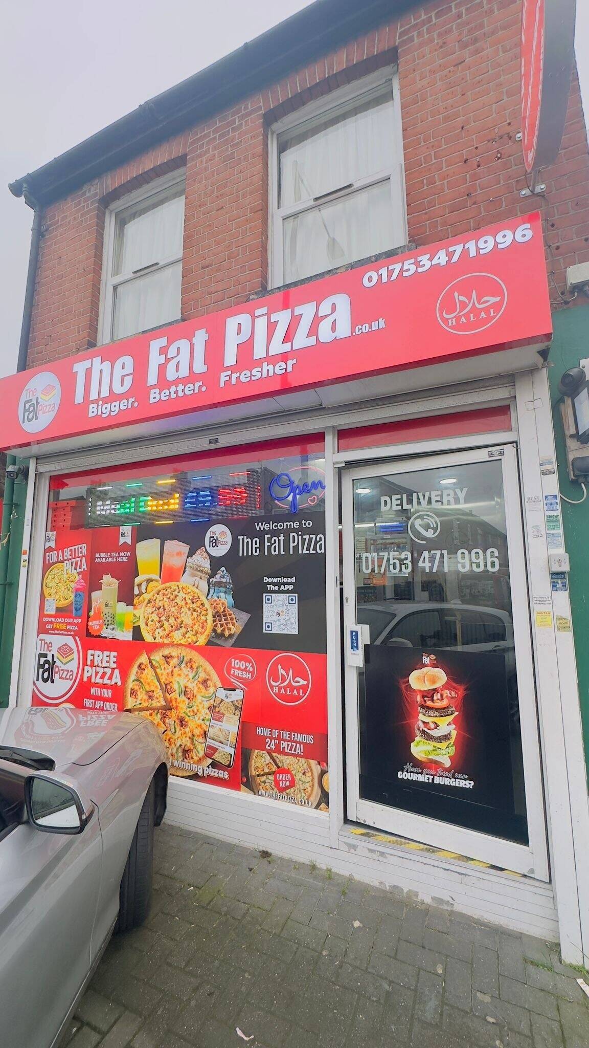 *Newly refurbished* Pizza Takeaway Food For Sale in Slough Restaurant (Chalvey)