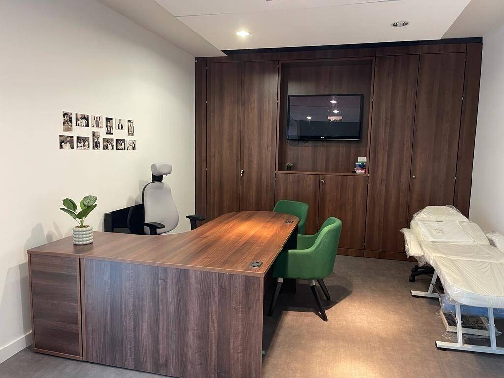 Manchester Private Healthcare clinic for sale Photo 2