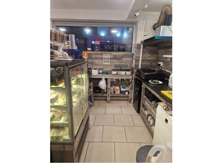 Thriving Coffee Shop Opportunity in Buckinghamshire