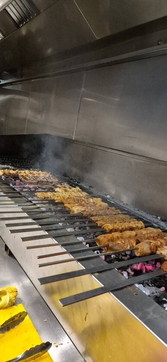 Turkish restaurant for sale in hither green  Photo 2