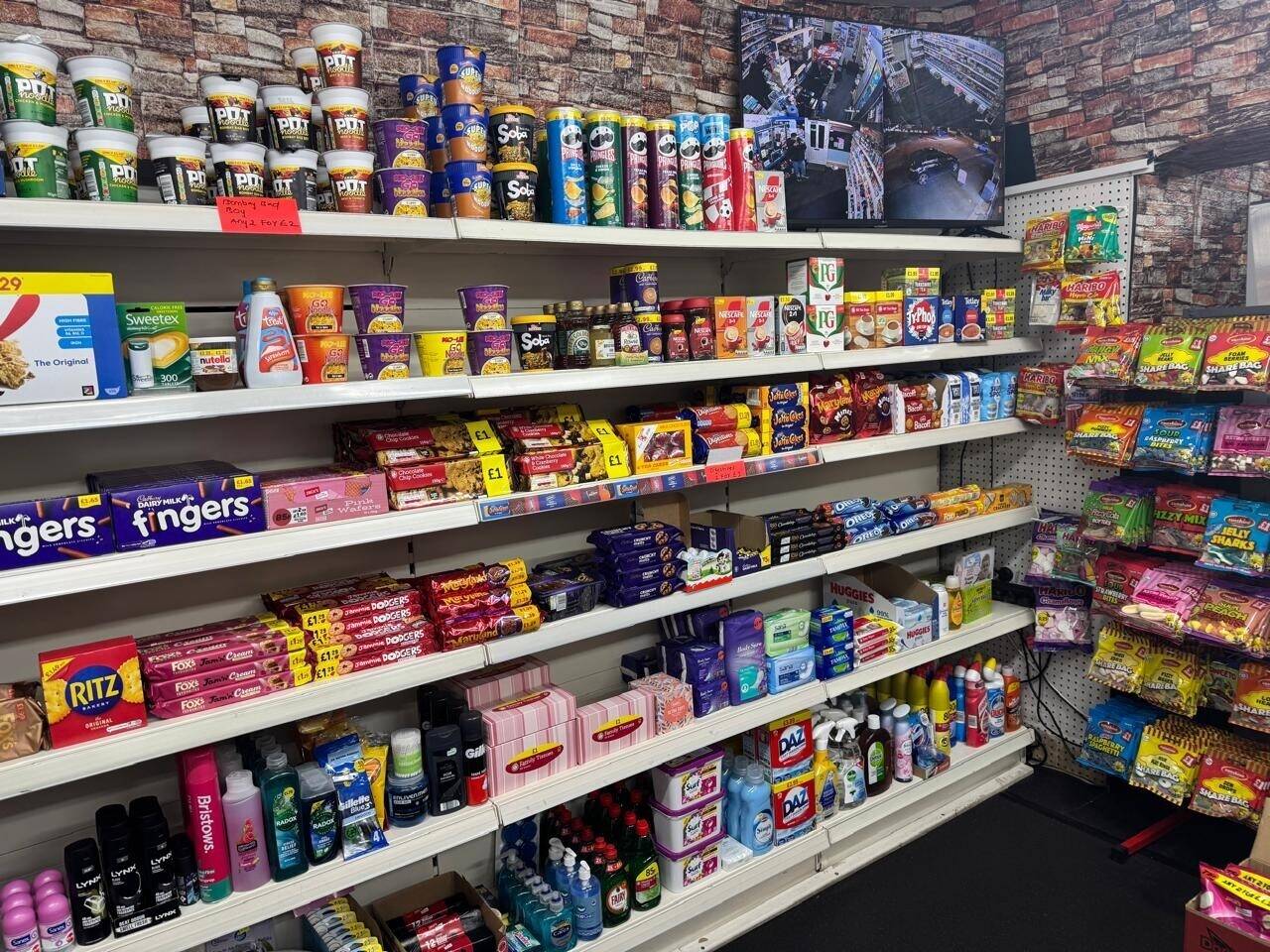 Convenience store 