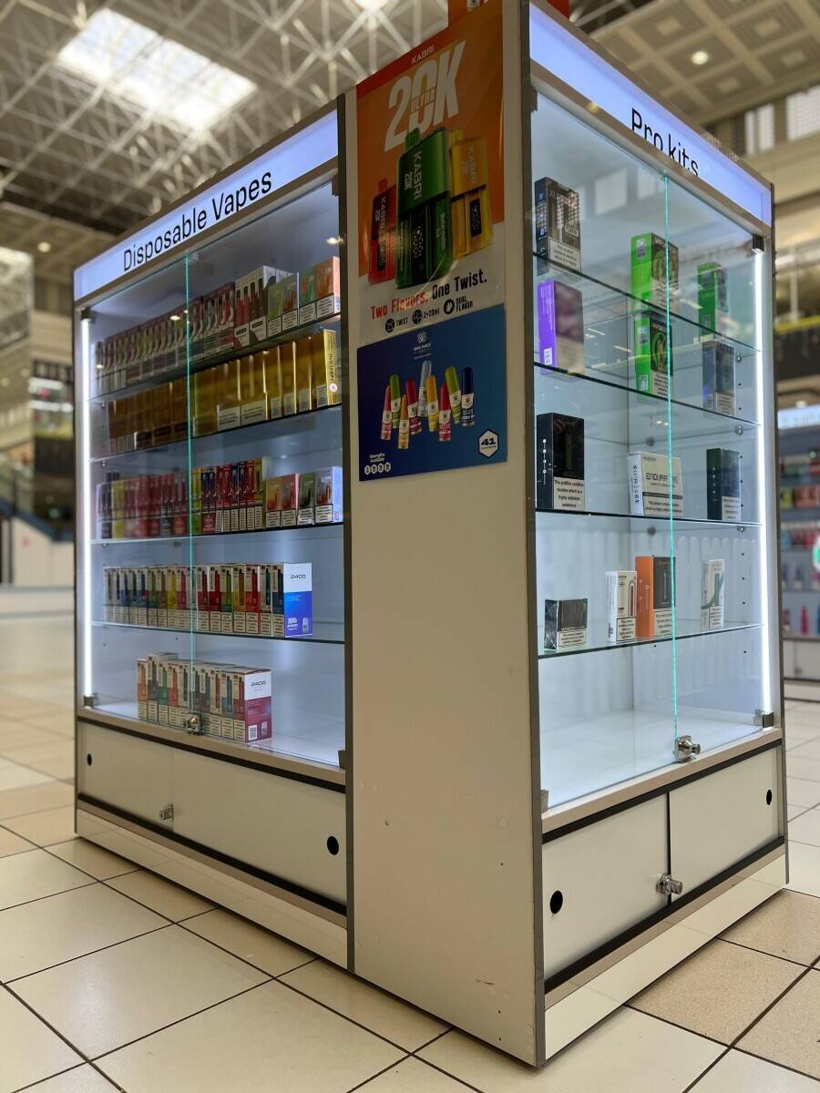 Vape shop kiosk business for sale in Edinburgh's ws shopping mall Photo 2