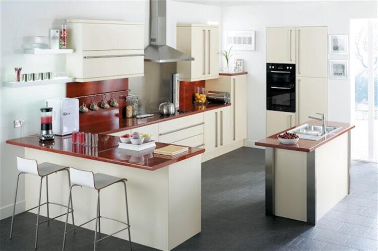 DESIGNER, MANUFACTURER AND INSTALLER OF FITTED KITCHENS AND BEDROOMS Photo 2