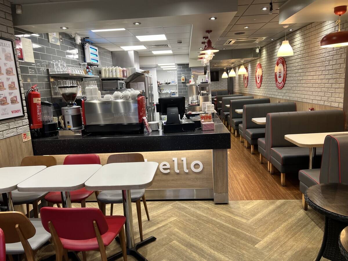 Fast food restaurant for sale in Loughton Photo 2