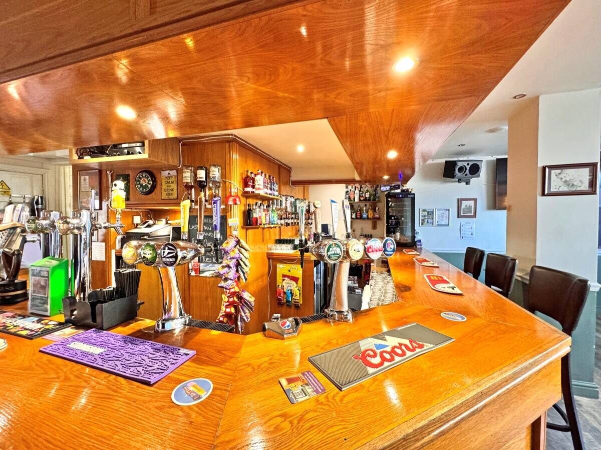 COUNTY DURHAM - FREEHOLD 19TH CENTURY VILLAGE PUB Photo 2