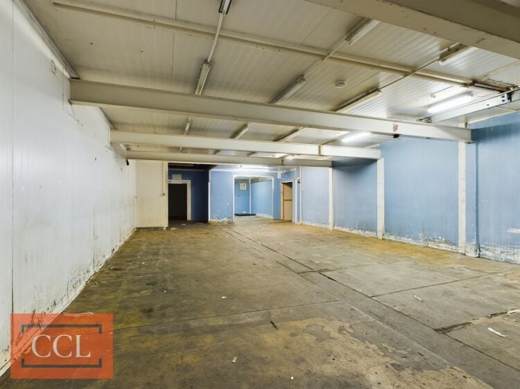 Detached commercial unit in Fochabers