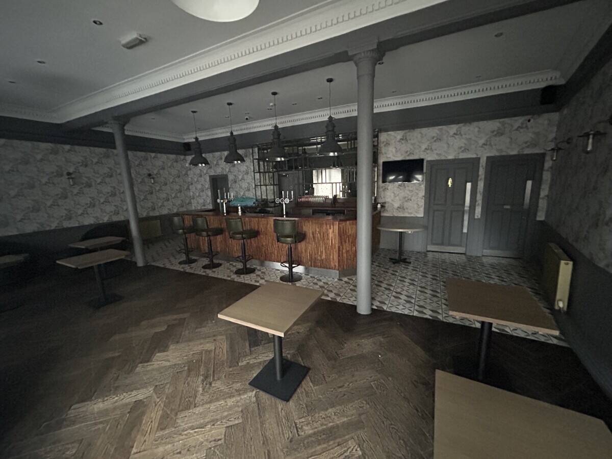 To Let/May Sell - Public House/Retail Premises
