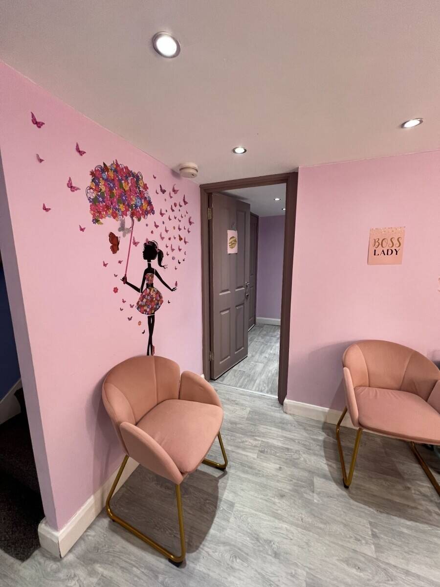 Hair, Beauty and Nail salon Photo 3
