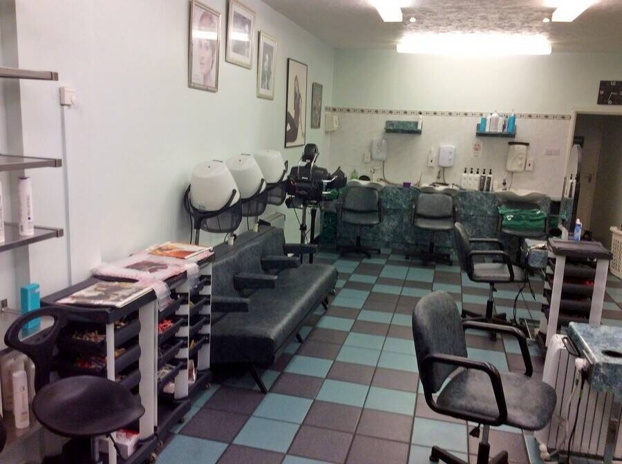 UNISEX HAIR SALON, TELFORD SHROPSHIRE Photo 2