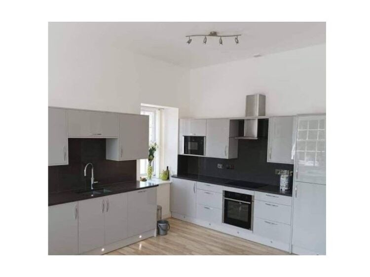 Exciting Opportunity: Established Home Builder for Sale! Photo 2