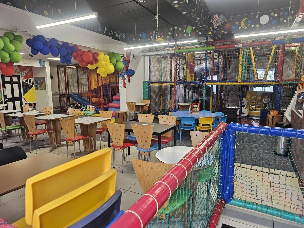 Kids soft play cafe in Hoddesdon Photo 3