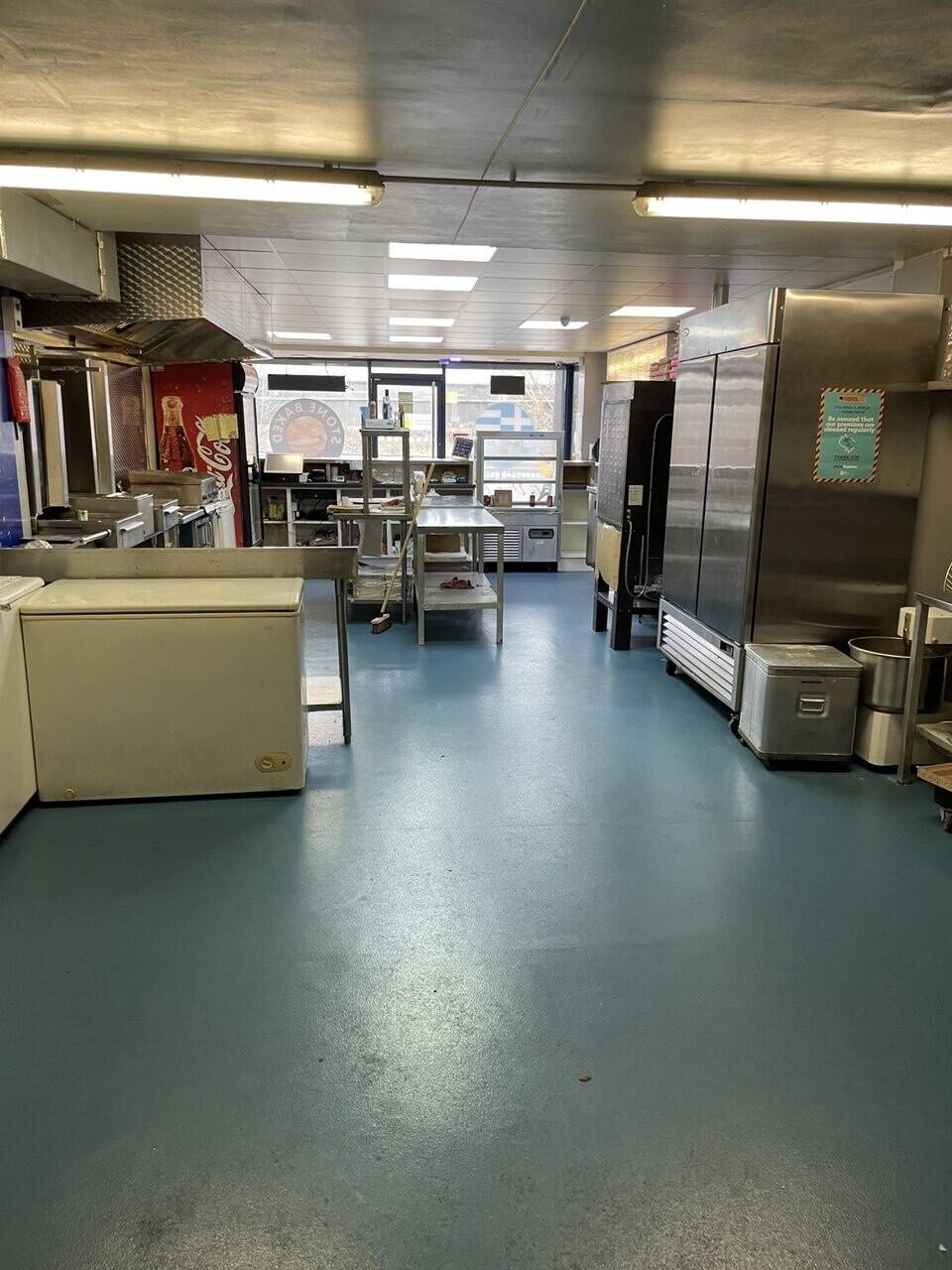 Pizza and kebab takeaway for sale in Hull Photo 2