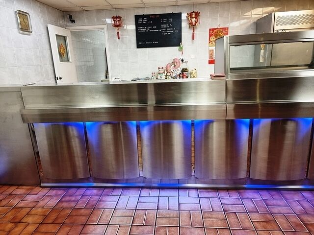 Lock Up Freehold Chinese Takeaway And Slight Fish And Chips for Sale