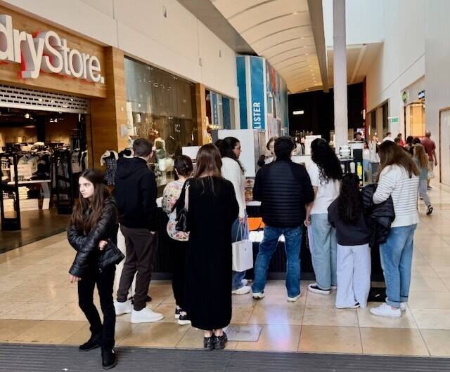 Bubble Tea Business for Sale in Milton Keynes Shopping Centre Photo 2