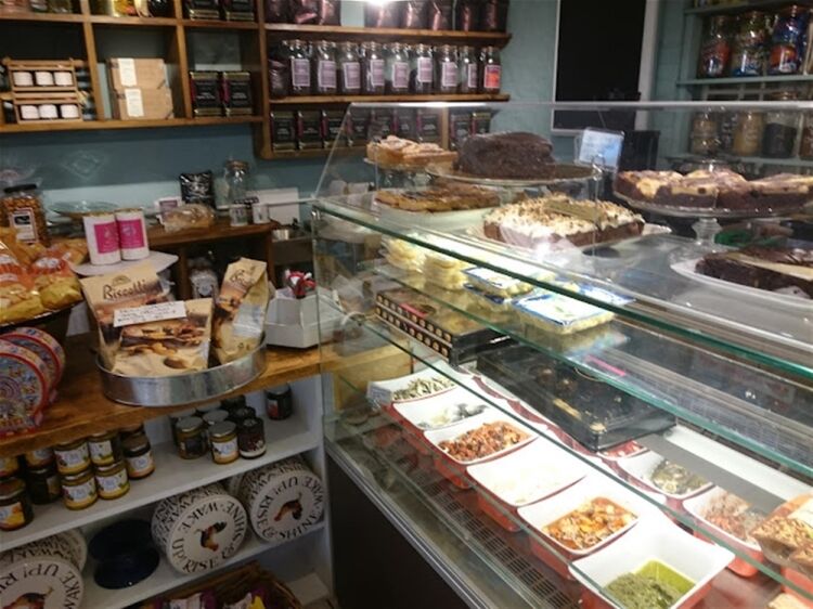 POPULAR DELICATESSEN Photo 2