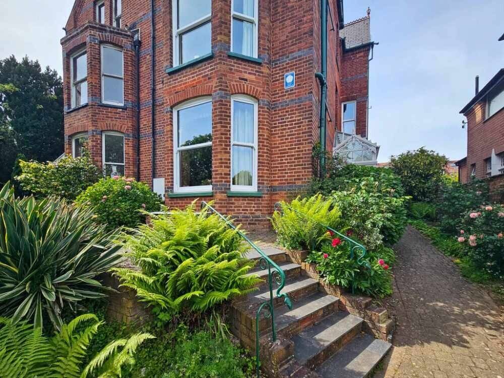 An attractive, former 8 Letting Room Guesthouse