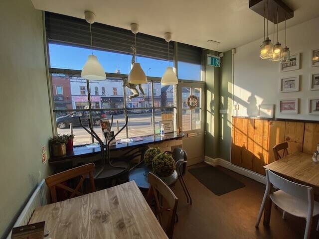 ESTABLISHED CAFE BUSINESS FOR SALE Photo 2