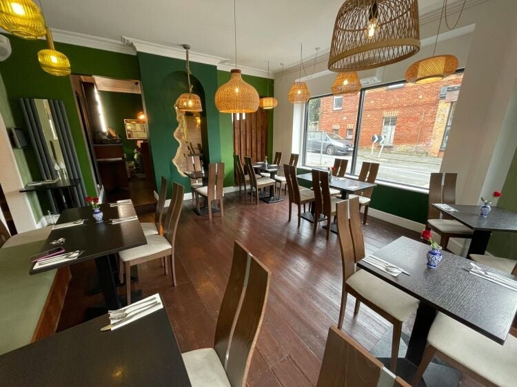 Established Thai Restaurant and 5 Bed Accommodation