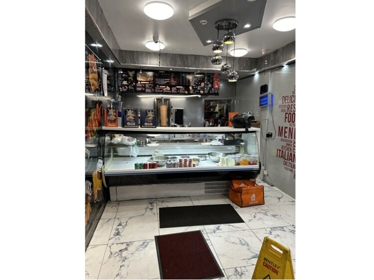 Hot Opportunity! Popular Takeaway with Tasty Profits! Photo 2
