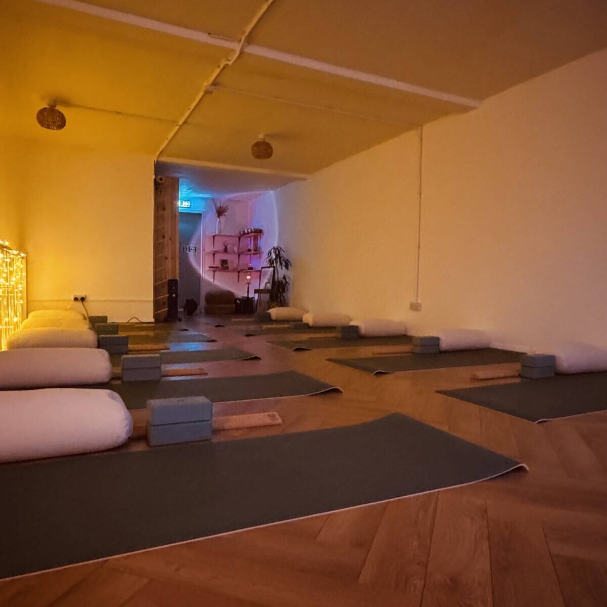 Coffee Shop & Wellness Studio in Worksop