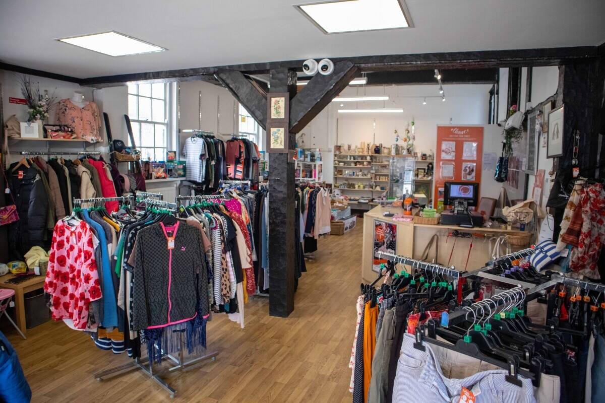 KENT - HIGH STREET RETAIL INVESTMENT (NET YIELD 7.3%)