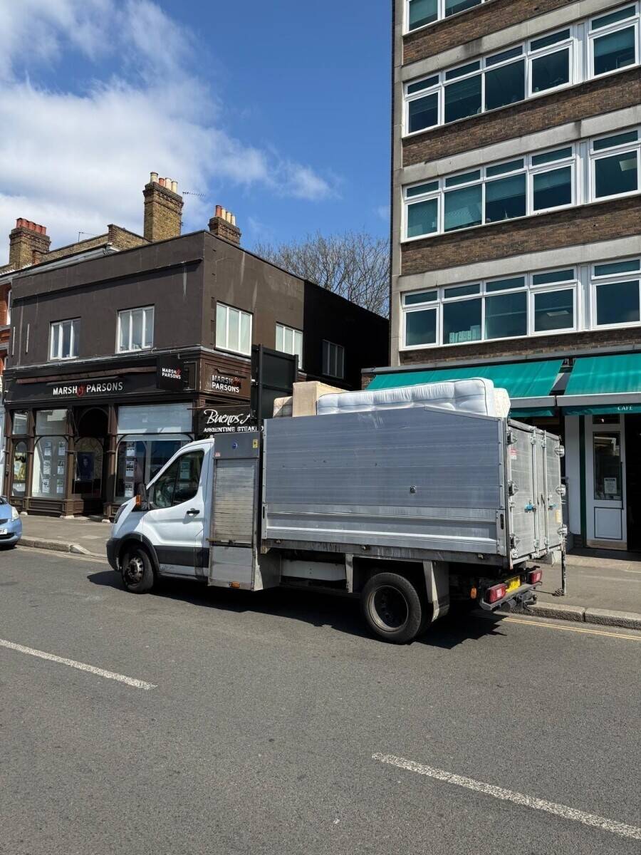 Established Waste Management Business for Sale &ndash;West London  Profitable | Reputable | Fully Operational A rare opportunity