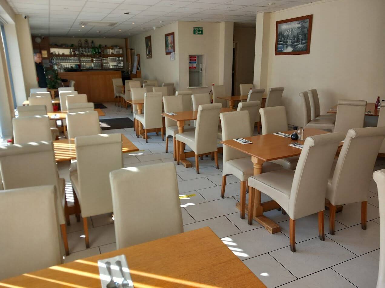 HEREFORD CITY CENTRE – MIXED USE PROPERTY PROVIDING RESTAURANT AND THREE SEPARATE FLATS
