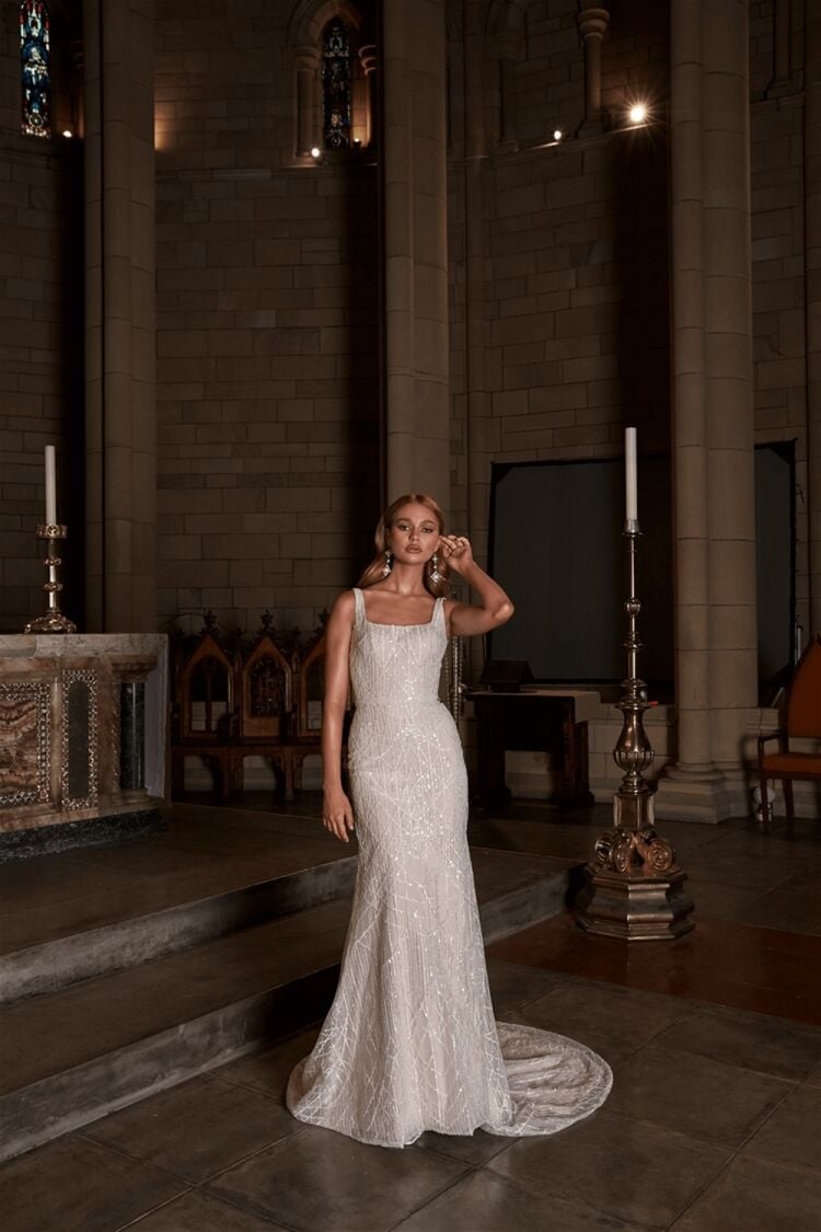 E-COMMERCE AWARD-WINNING GLOBAL BRIDAL BRAND Photo 2