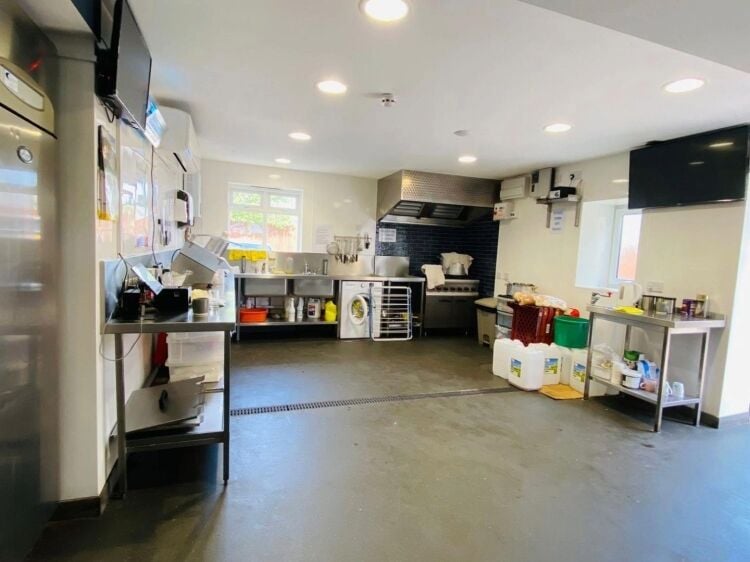 Freehold Fish & Chip Takeaway Located in Chapeltown, Sheffield Photo 2