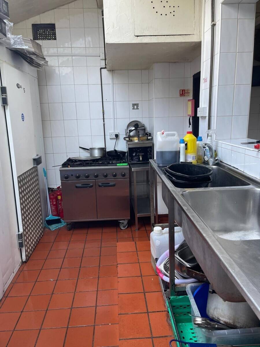 Takeaway for rent /or sale in Middlewich Photo 3