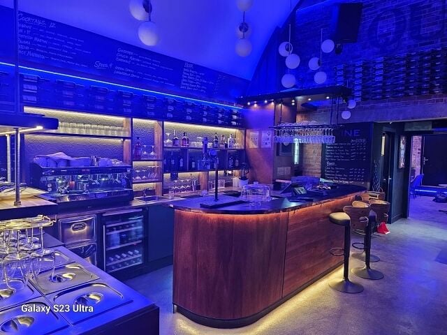 Business For Sale – Fully Fitted Licensed Venue for Sale Photo 2