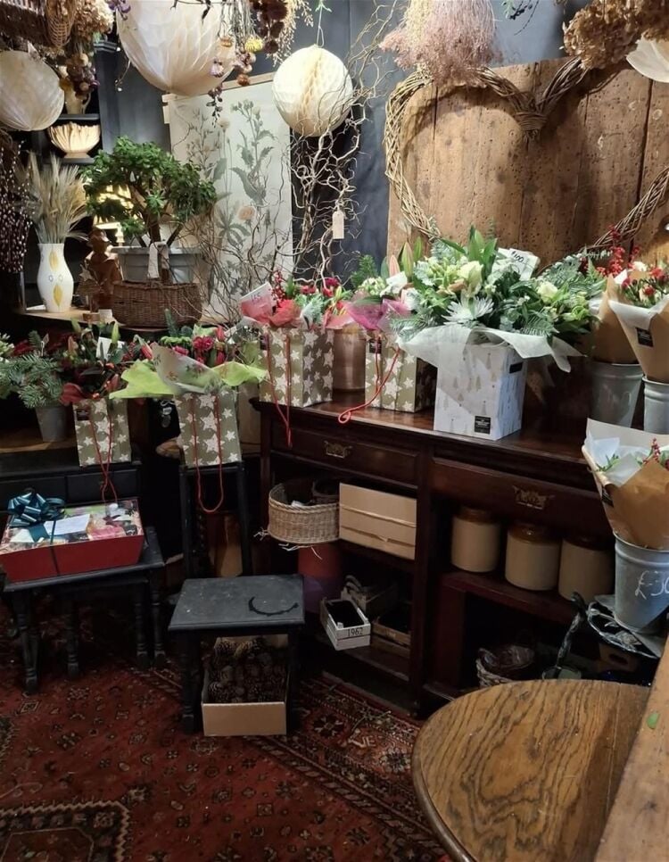 POPULAR FLORIST