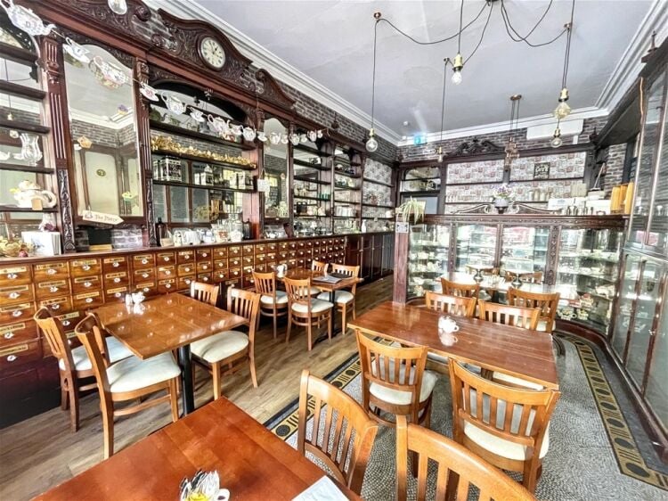 A Unique Opportunity to Acquire a Landmark Property in the Heart of a Thriving Market Town For Sale in Newton Abbot