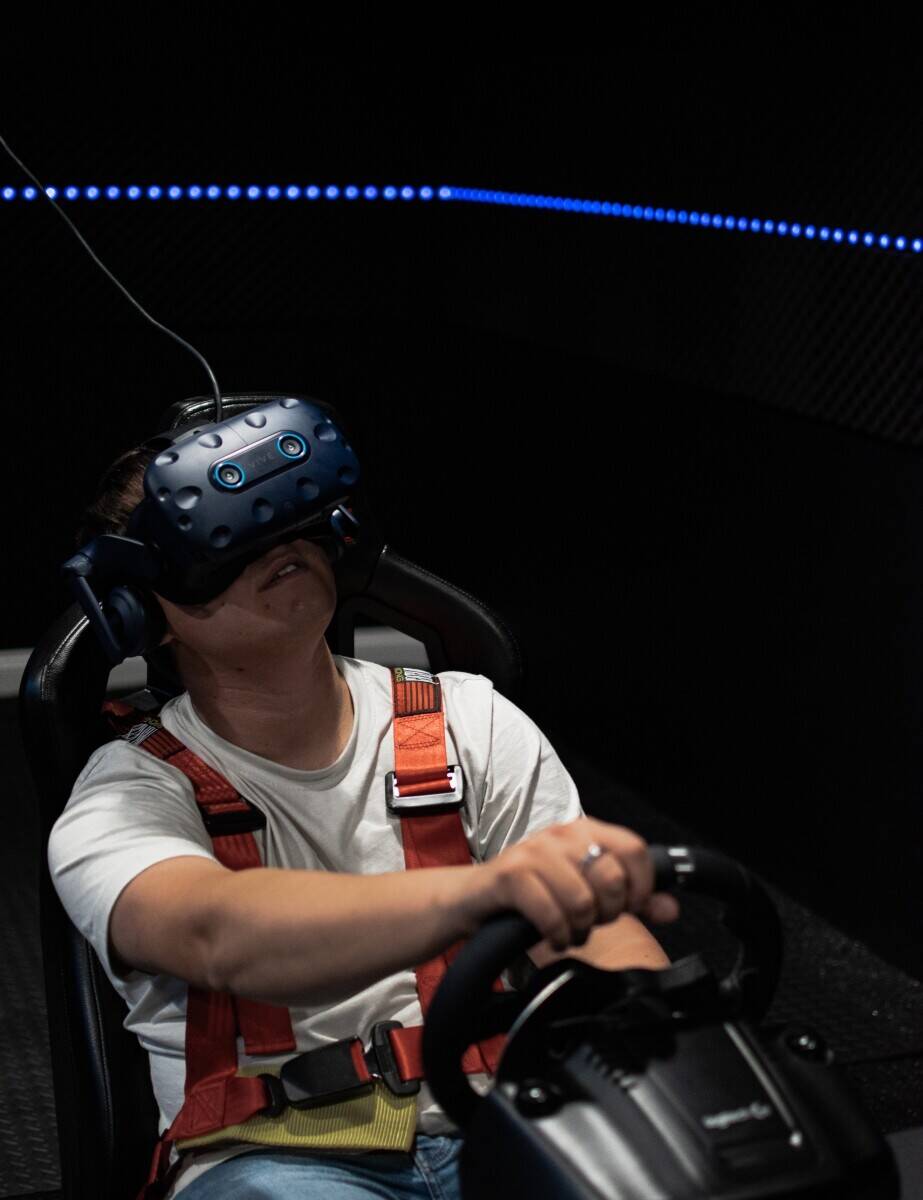 VR Gaming Venue For Sale in Aberdeen &ndash; 5★ Reviews, Fully Equipped Photo 2